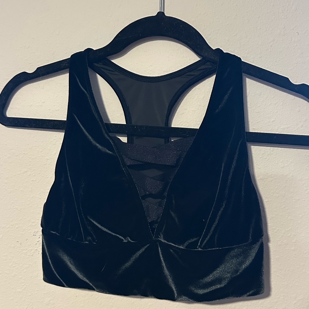 VS Velvet Sports Bra